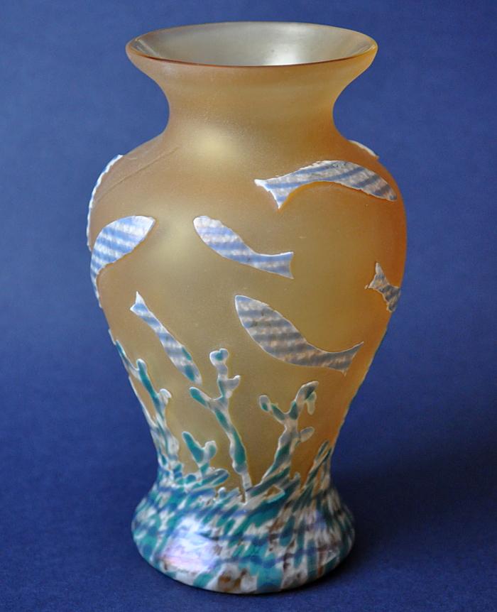 Isle Of Wight Glass Richard Golding Glass Bath Aqua Glass B&W Thornton